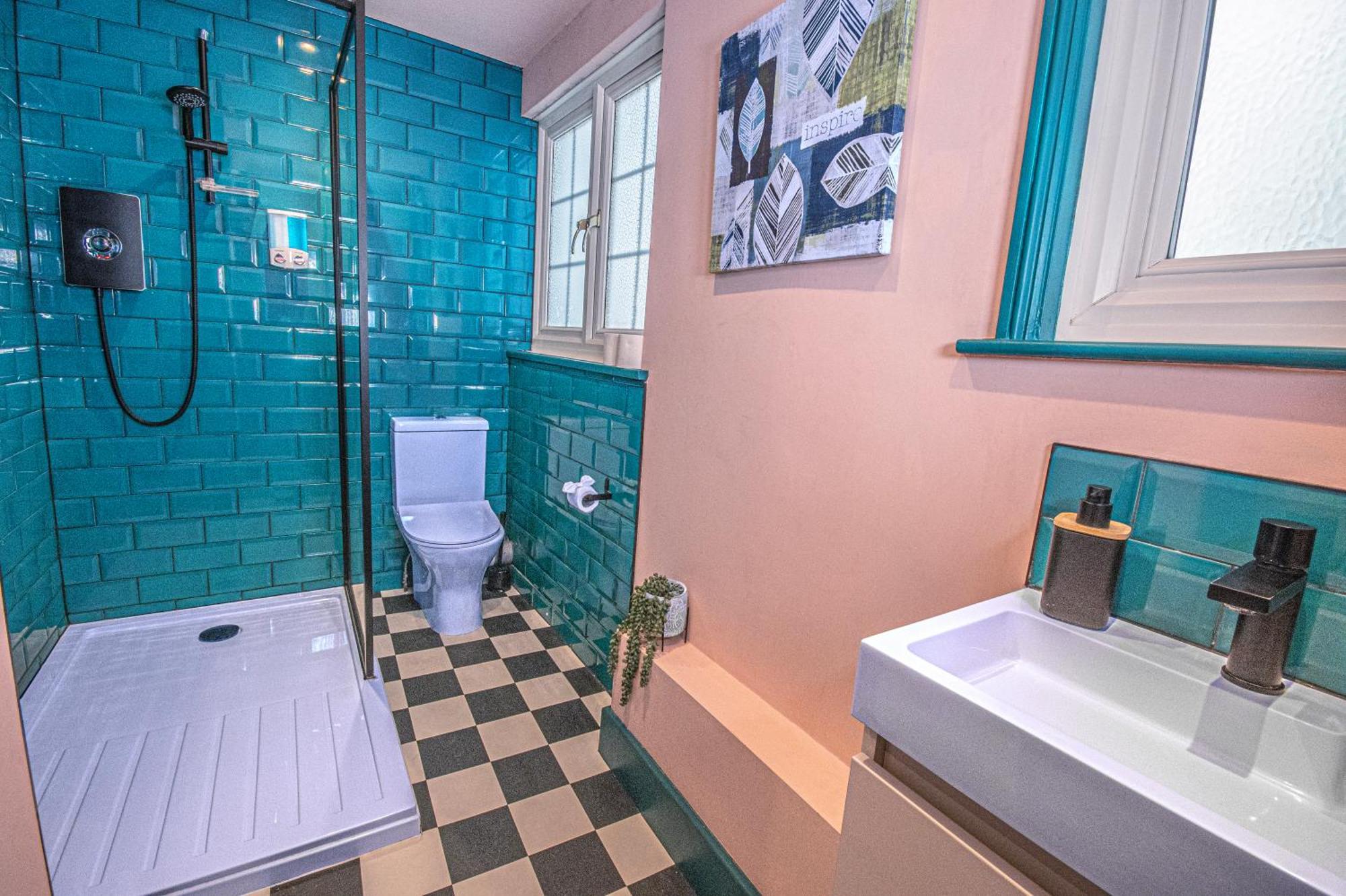 Central 3 - Bedroom Townhouse In Brighton With Parking Εξωτερικό φωτογραφία